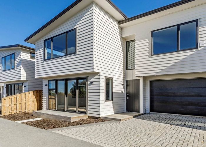  at 47A Marlborough Avenue, Glenfield, Auckland