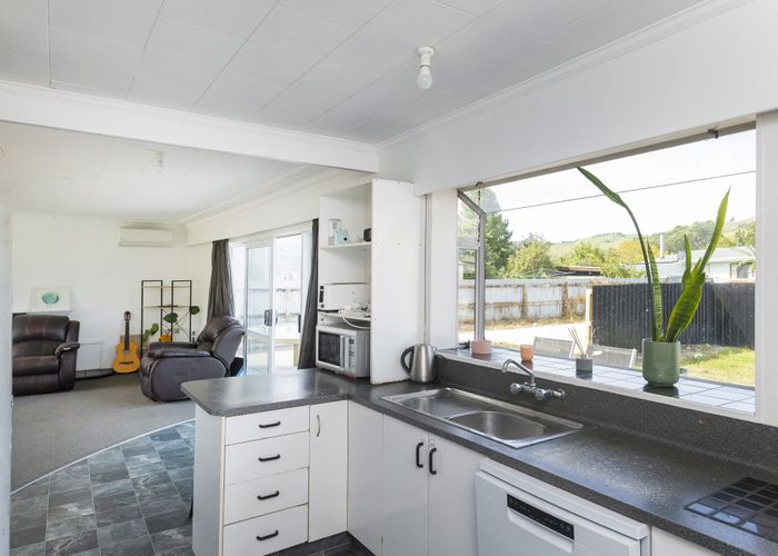  at 24 Steele Road, Tamarau, Gisborne, Gisborne