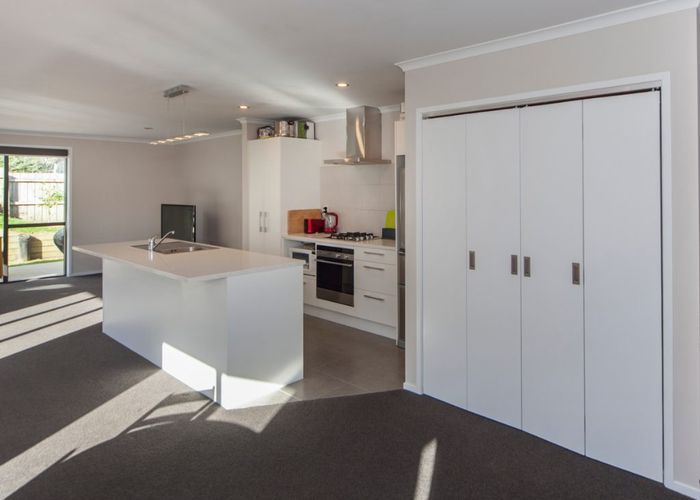  at 8 Karika Place, Massey, Waitakere City, Auckland