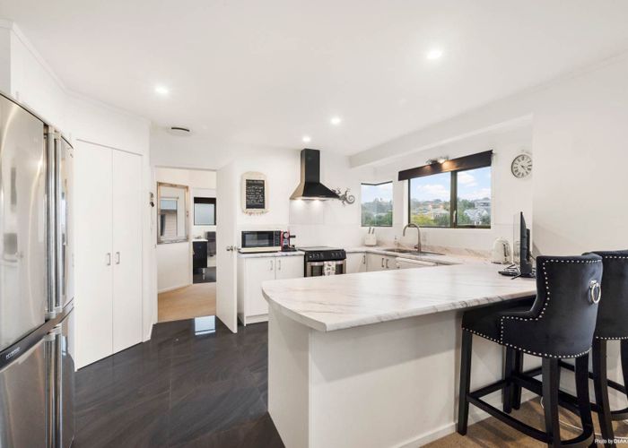  at 2/287 Vipond Road, Stanmore Bay, Whangaparāoa