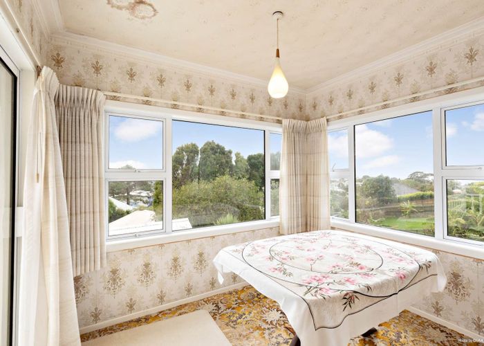  at 31 Sunrise Avenue, Murrays Bay, Auckland