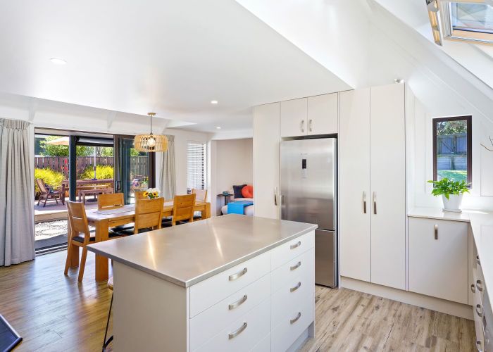  at 29 Eruini Street, Waikanae Beach, Waikanae