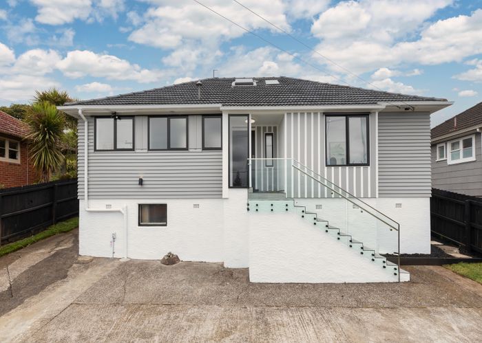  at 9 McCulloch Road, Panmure, Auckland