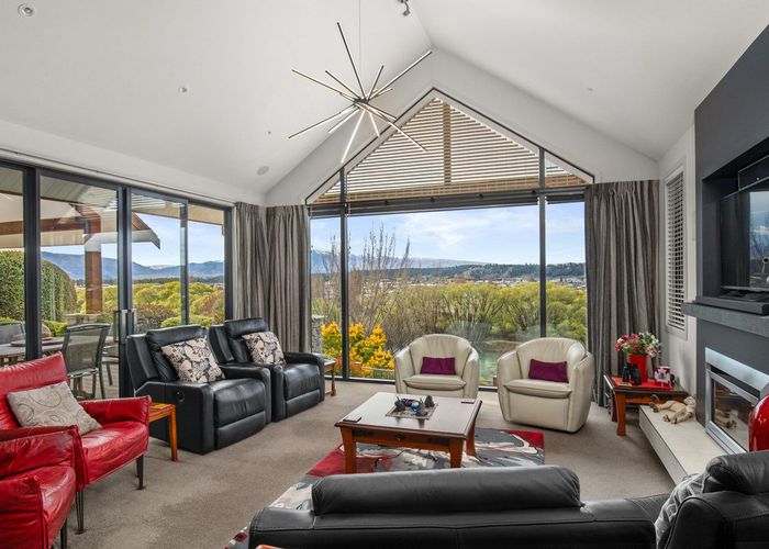  at 43 Earnscleugh Road, Bridge Hill, Alexandra
