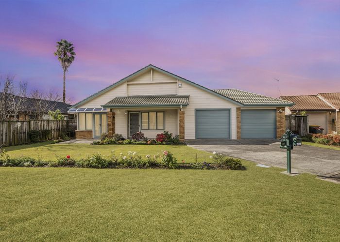  at 125 Riverton Drive, Randwick Park, Auckland