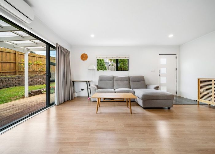  at 2/109 Target Road, Totara Vale, North Shore City, Auckland