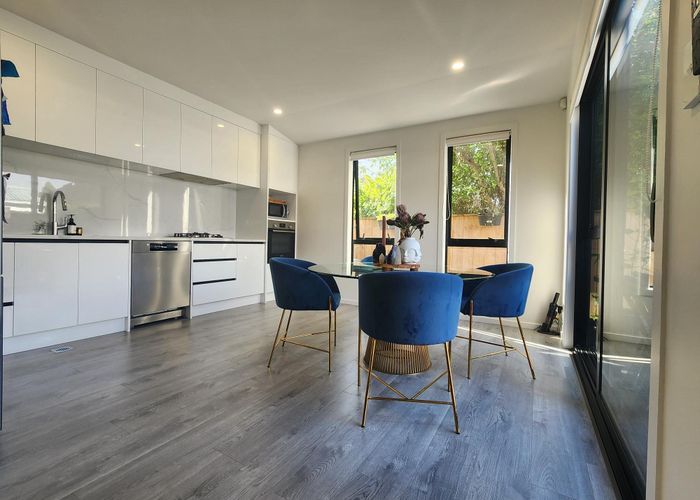  at 5/190A Green Lane West, Greenlane, Auckland