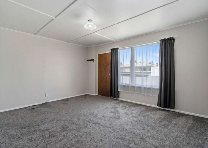  at 2/145 College Street, Awapuni, Palmerston North, Manawatu / Whanganui