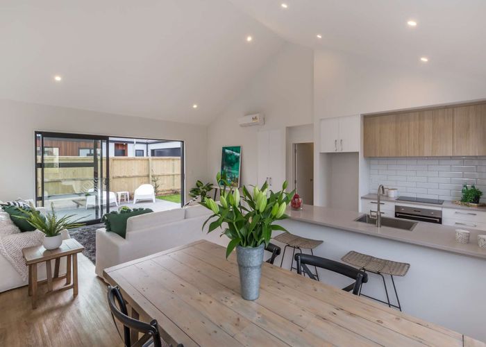  at 255a Edgeware Road, Edgeware, Christchurch City, Canterbury