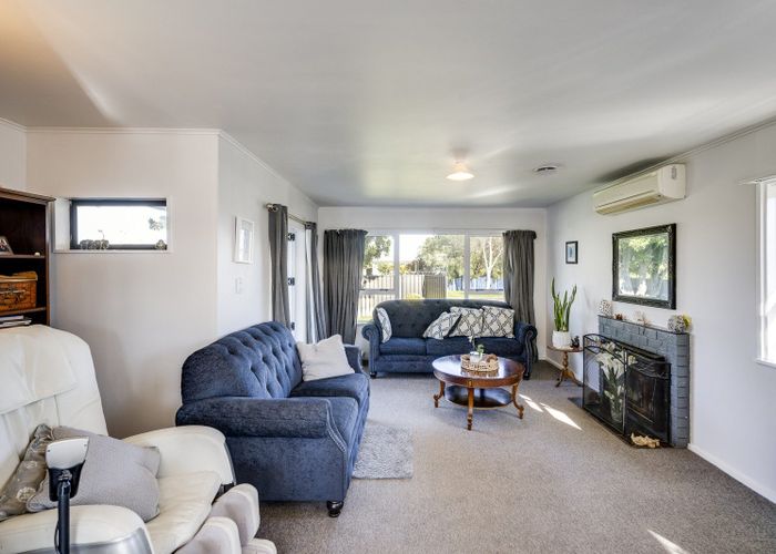  at 28 Henley Crescent, Pirimai, Napier