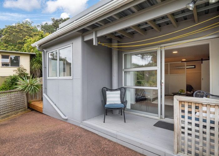  at 1/21 Bonito Place, Bayview, North Shore City, Auckland