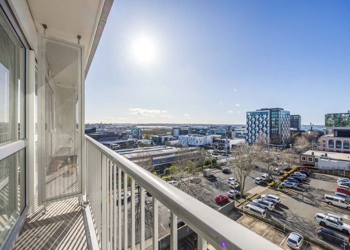  at 623/72 Nelson Street, Auckland Central, Auckland