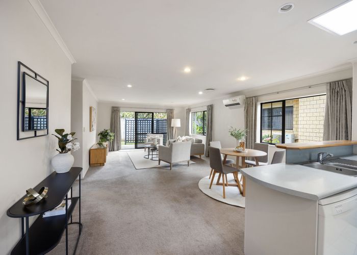  at 59/3 Turnbury Court, Rototuna, Hamilton
