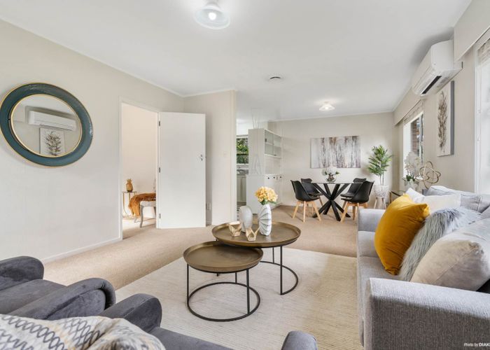  at 1/11 Moa Road, Point Chevalier, Auckland