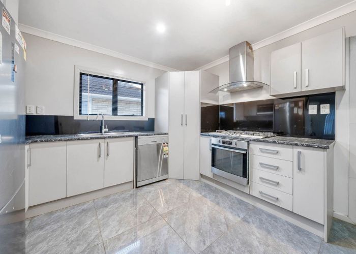  at 30 Plumley Crescent, Mangere, Manukau City, Auckland