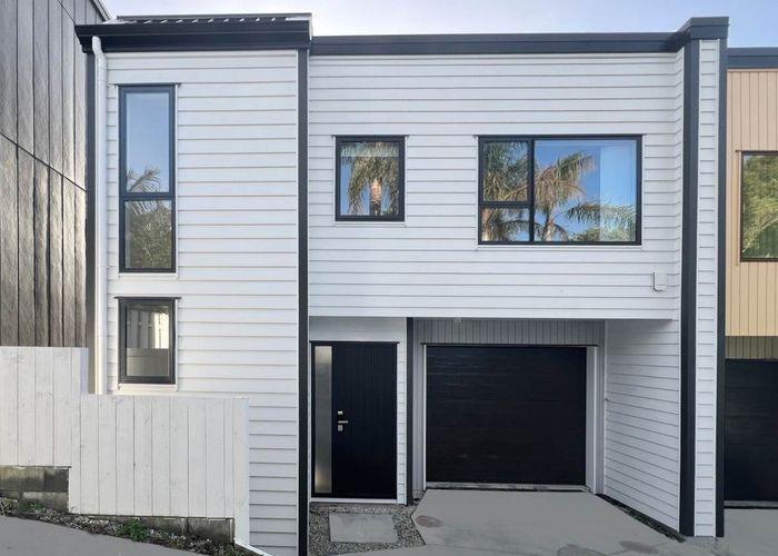  at 2B Robin Lane, Browns Bay, Auckland