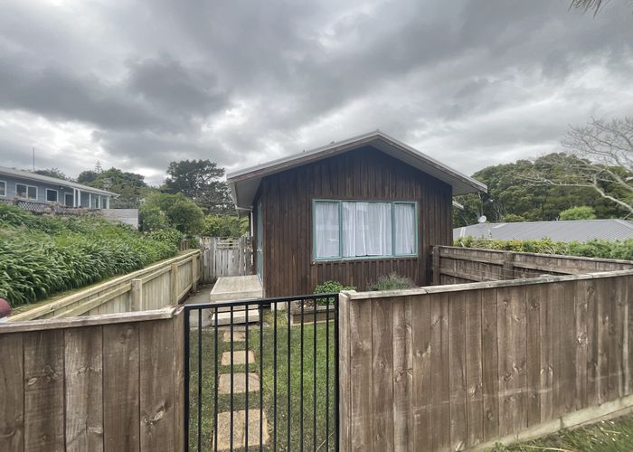  at 39 Carlton Terrace, Westown, New Plymouth