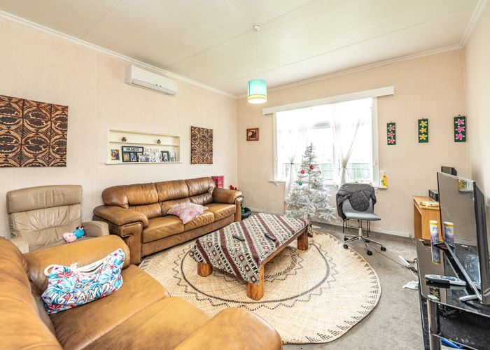  at 23 Egmont Street, Castlecliff, Whanganui