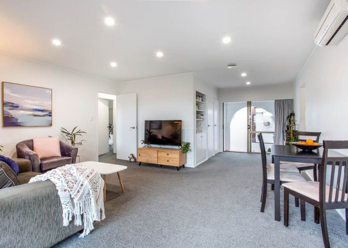  at 1/24 Geoffrey Road, Torbay, North Shore City, Auckland