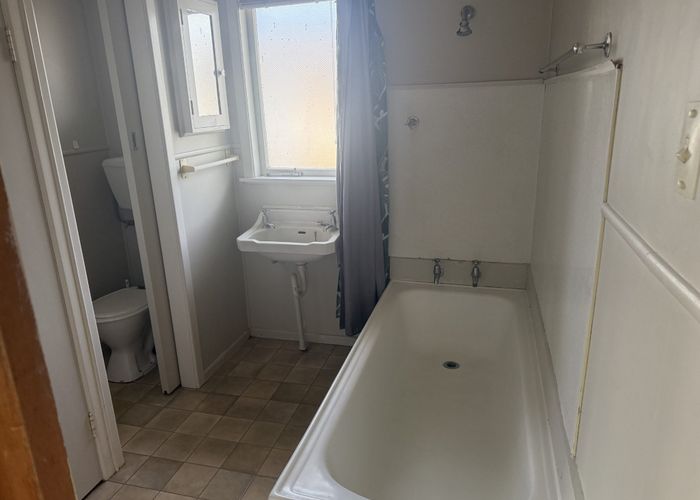  at 1143 Heaphy Terrace, Fairfield, Hamilton, Waikato