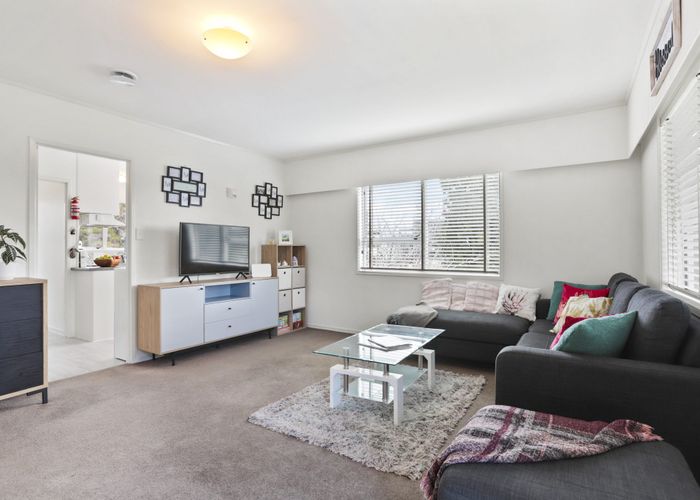  at 1/7 Edmonton Road, Henderson, Waitakere City, Auckland