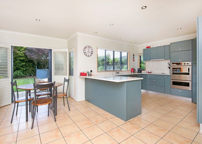  at 35 Westerham Drive, Dannemora, Auckland