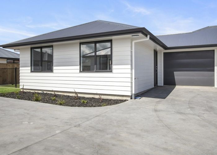  at 2/18 Betley Crescent, Fairview Downs, Hamilton, Waikato