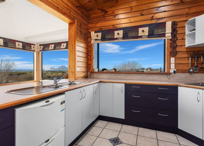  at 880A Thornton Road, Thornton, Whakatane