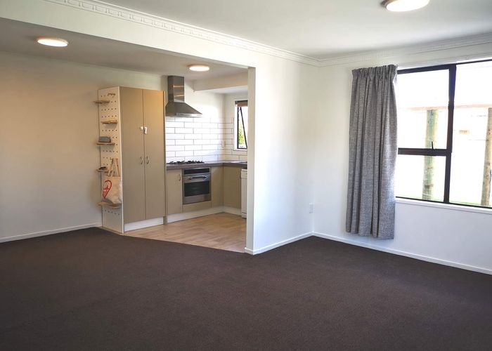  at 2/471 Wairakei Road, Burnside, Christchurch