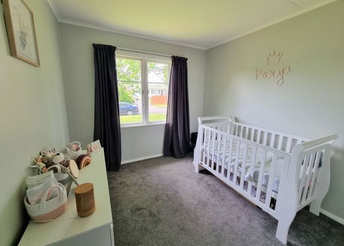  at 5 Galway Avenue, Hokowhitu, Palmerston North