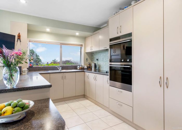  at 9 Forsythe Place, Massey, Auckland