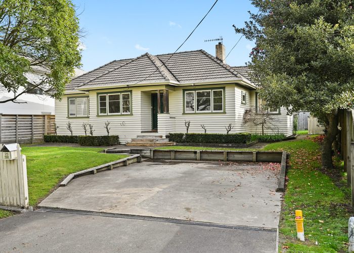  at 25 Banbury Crescent, Fairfield, Hamilton