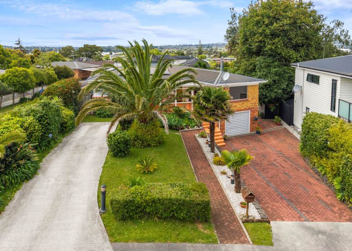  at 32 Alton Terrace, Pakuranga Heights, Manukau City, Auckland