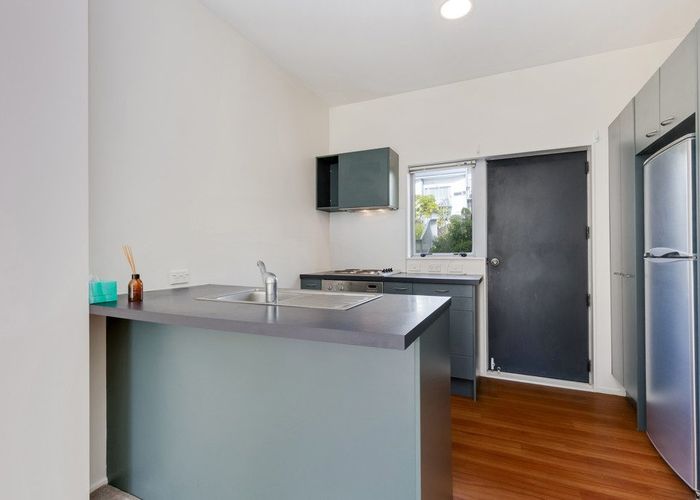  at 4/7 Kelvin Hart Drive, East Tamaki, Manukau City, Auckland