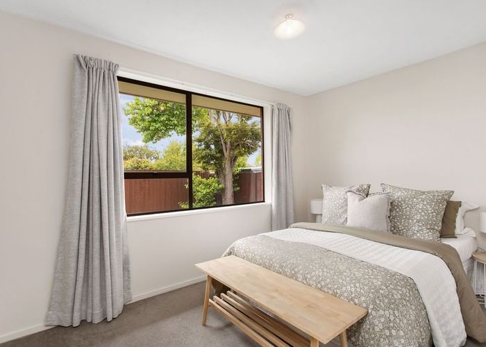  at 1/39 Solomon Avenue, Redwood, Christchurch