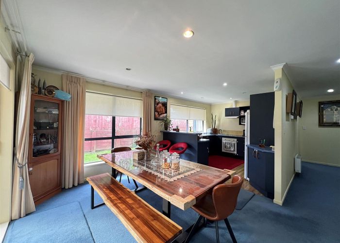  at 5 Senator Drive, Manurewa, Manukau City, Auckland