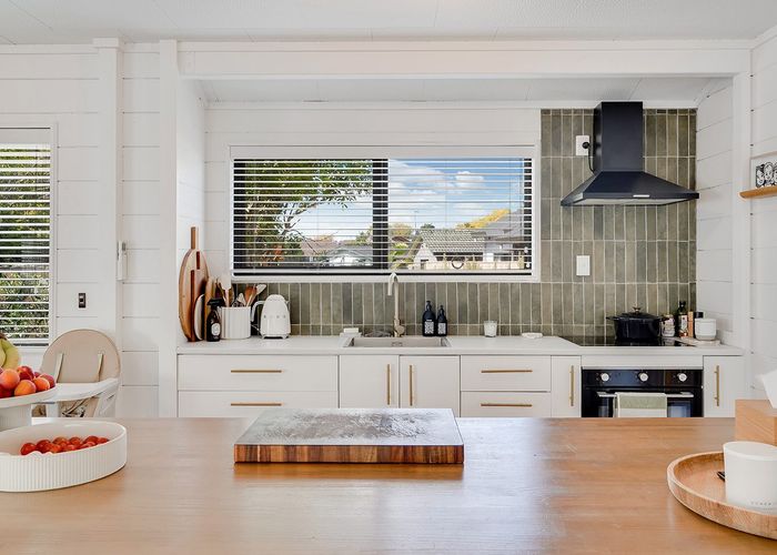  at 18 Woodland Drive, Flagstaff, Hamilton, Waikato