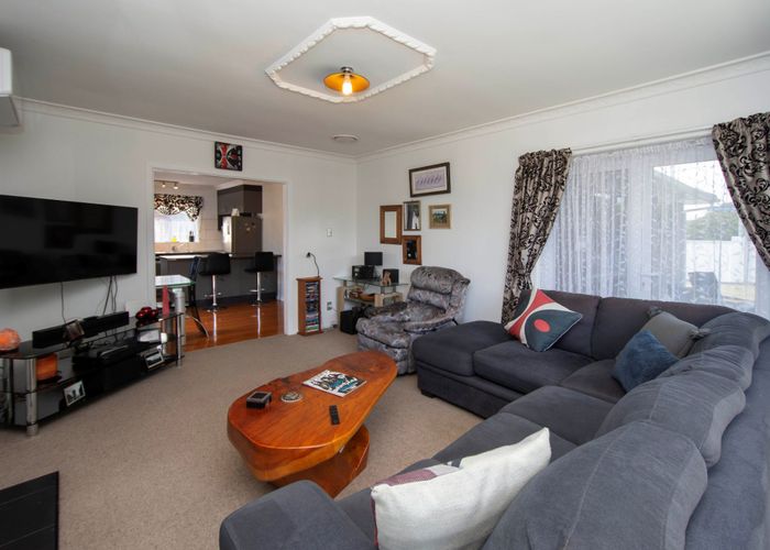  at 237 Shortland Street, Aranui, Christchurch City, Canterbury