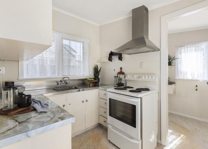  at 100 Yule Street, Lyall Bay, Wellington, Wellington