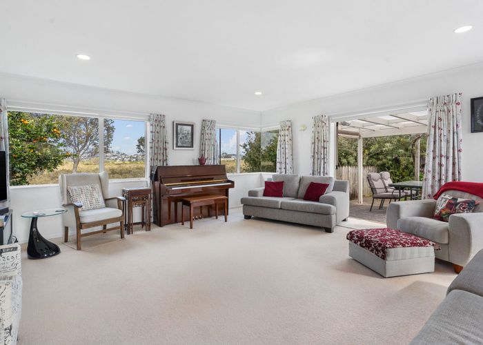  at 176 Lakeside Drive, Orewa, Rodney, Auckland
