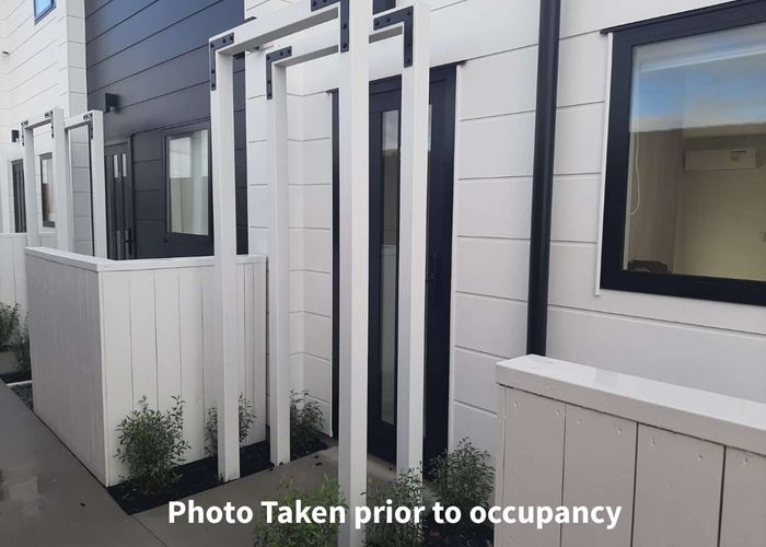  at 9/21 Karamu Street, Te Atatu Peninsula, Waitakere City, Auckland