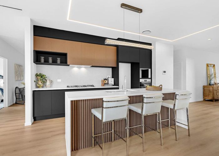  at 115 Thomas Road, Flat Bush, Manukau City, Auckland