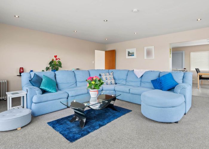  at 23 Knightsbridge Drive, Forrest Hill, North Shore City, Auckland