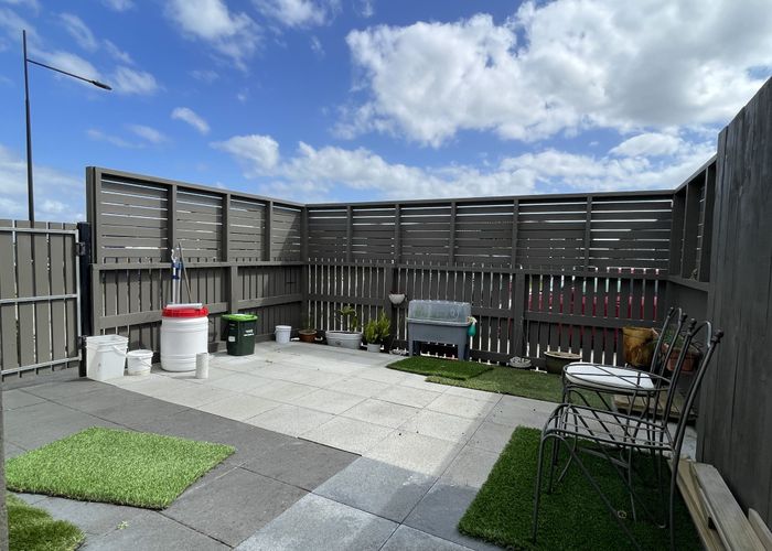  at 9 Kutukutu Street, Takanini, Papakura, Auckland