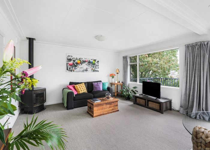  at 86 Walton Street, Kaikorai, Dunedin
