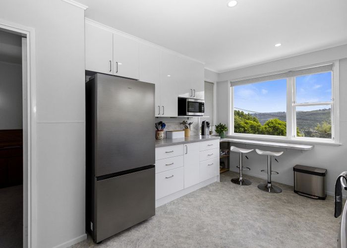  at 27 Lord Street, Stokes Valley, Lower Hutt, Wellington