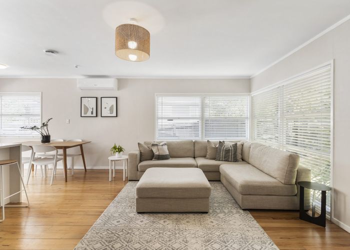  at 10 Vandeleur Avenue, Birkdale, Auckland