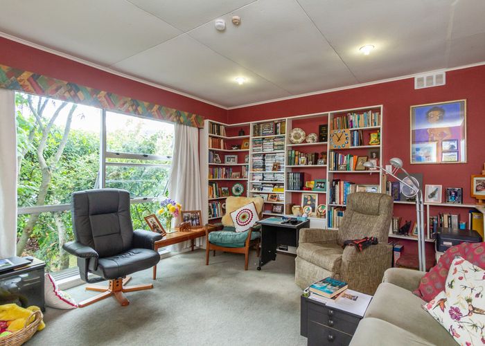  at 99 Wellington Road, Wainuiomata, Lower Hutt