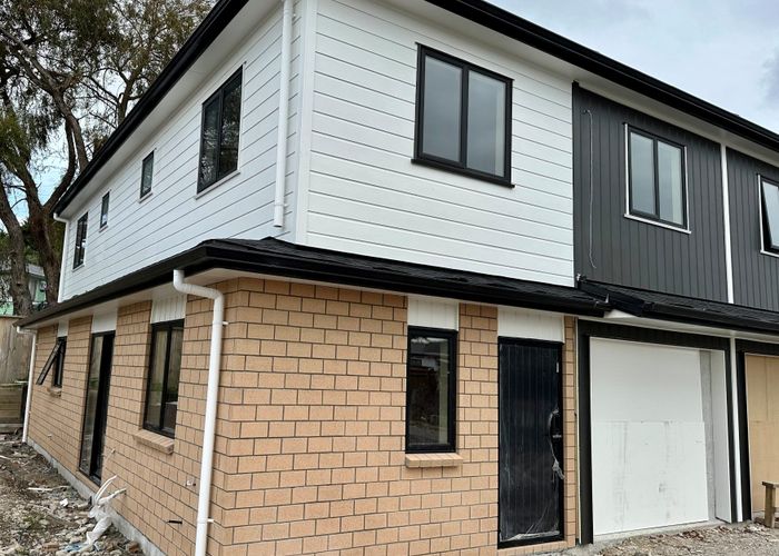 For sale Lot 1/17 Martin Place, Kelston, Waitakere City, Auckland