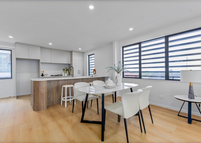  at Lot 4/589A East Coast Road, Browns Bay, North Shore City, Auckland